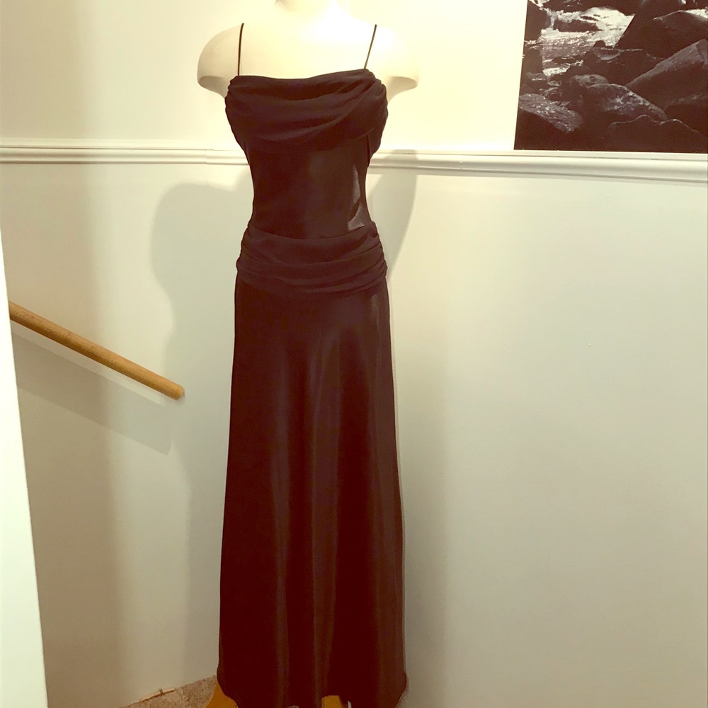 Stunning Satin Formal Black Gown 🖤